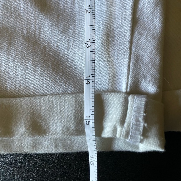 4/$15 Mossimo Supply Co. Women’s Size 00 24" Bermuda Shorts White - Picture 10 of 12